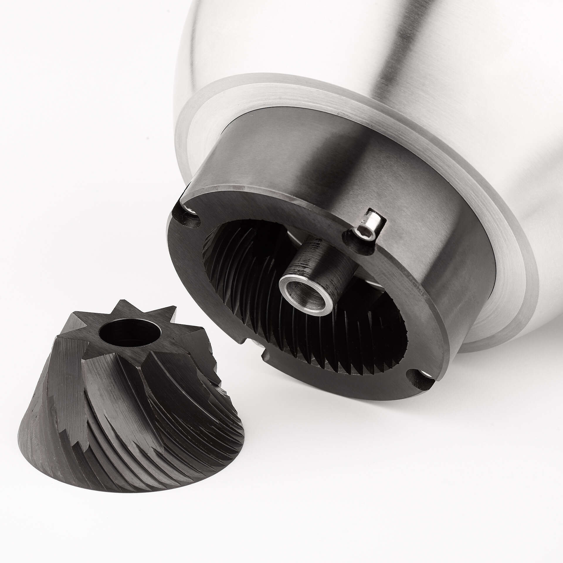 Kinu M68 Tabletop Kaffeemühle Single Dose Detailansicht Mahlwerk