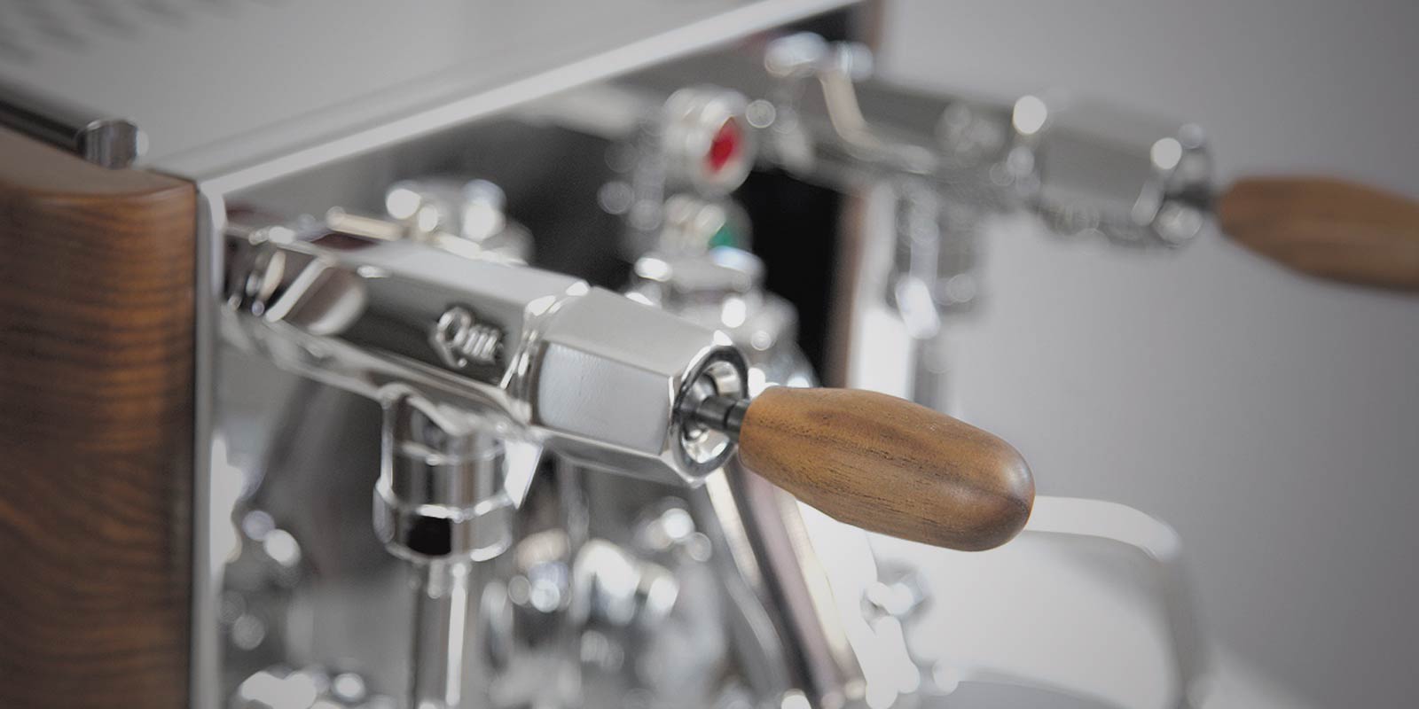 Siebträger Espressomaschinen Shop - Quickmill Detail 01